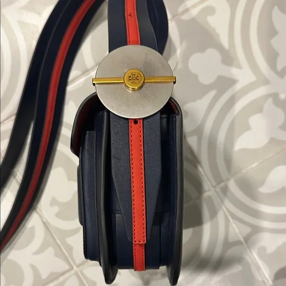 Never used Tory Burch Elegant Navy Blue Women's Bag - Picture 2 of 5